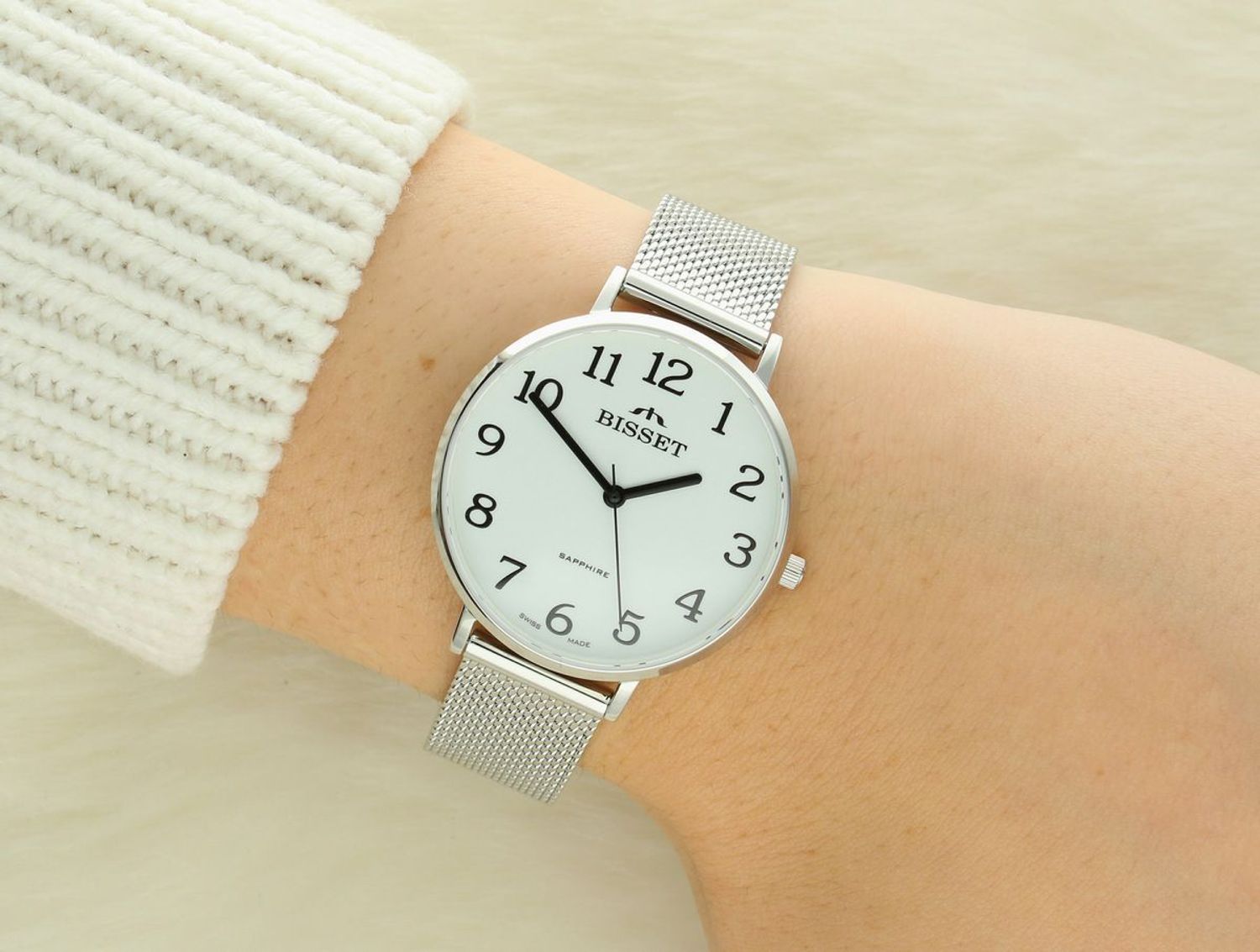 Bisset BIS116 BSBF32 – elegancki szwajcarski zegarek klasyczny z białą tarczą, szafirowym szkłem i srebrną bransoletą. Idealny do codziennego noszenia.1.jpg